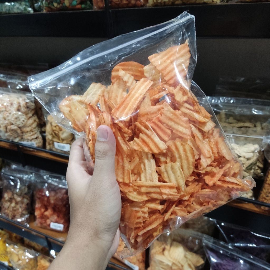 

Cemilan Keripik Singkong Bakar Balado TES 250gr