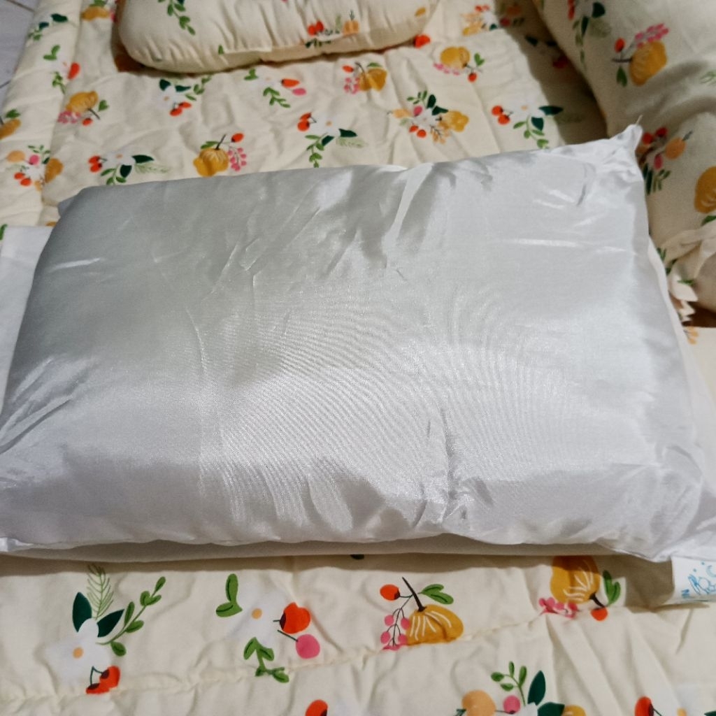 Preloved bedcover set bayi