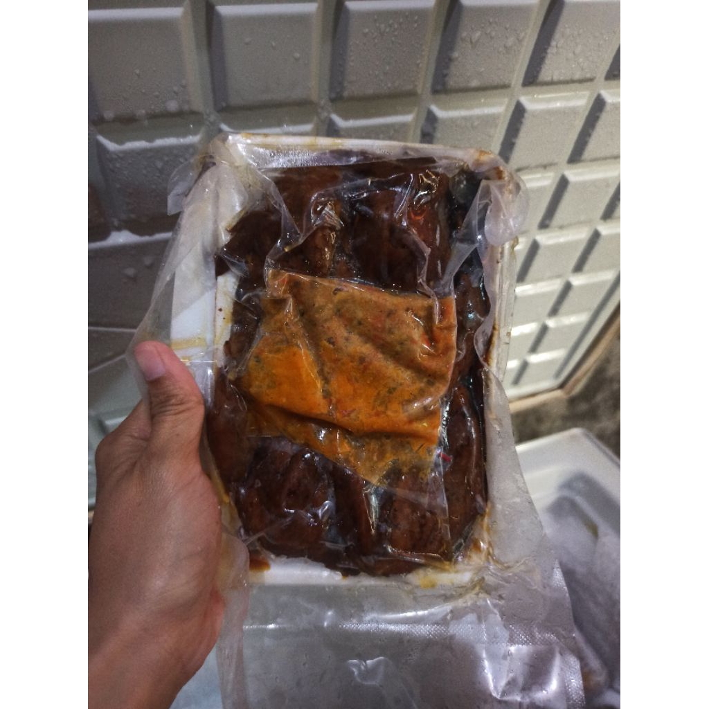 

Titik Frozen | Puyuh malond pedaging bacem isi 2