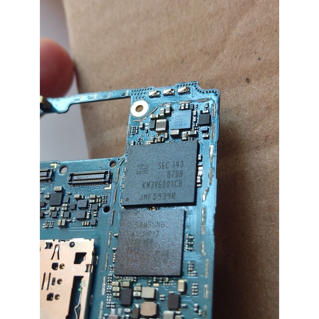 EMMC KM3V6001CB/KM3V6001CA BGA 254