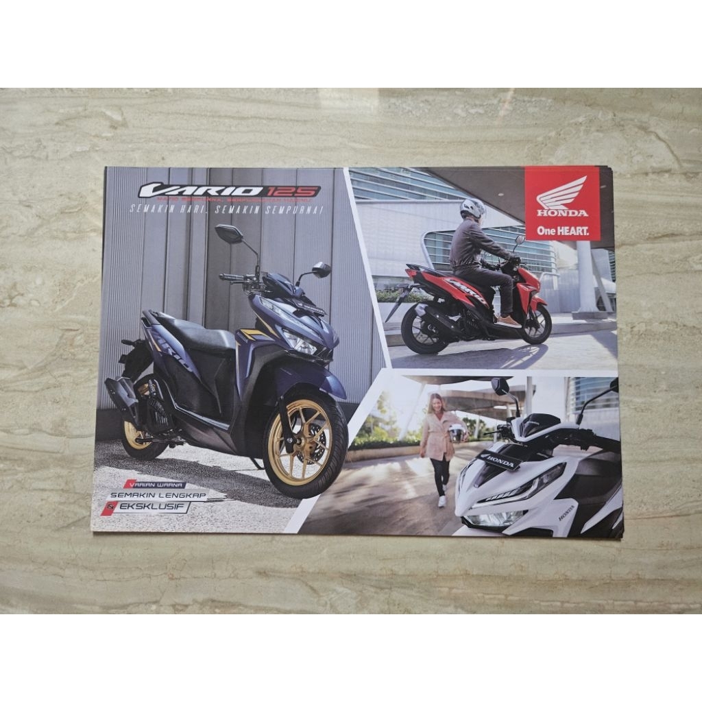 brosur katalog motor honda vario 125 2021 flyer