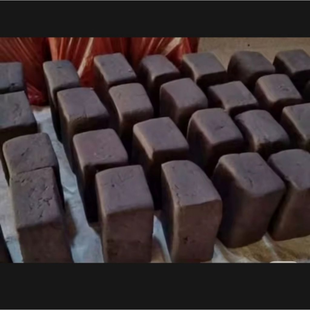 

terasi udang asli terasi Deket udang tambak khas original kab Kendal. paling enak gread A superr premium. bahan alami n wangi udang tanpa bahan pengawet. paling di cari Krn rasa,y yg enak