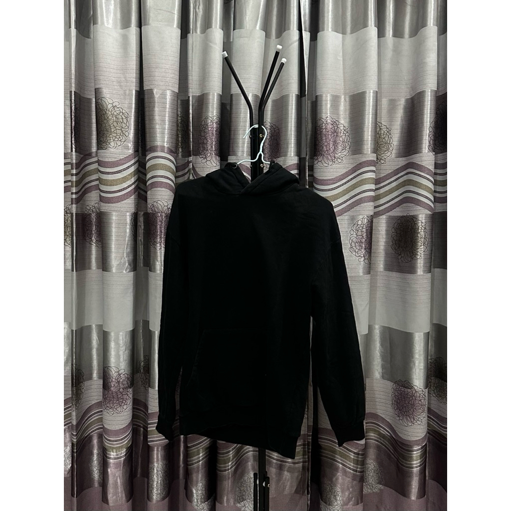 [Preloved] Hoodie Zara Hitam Black