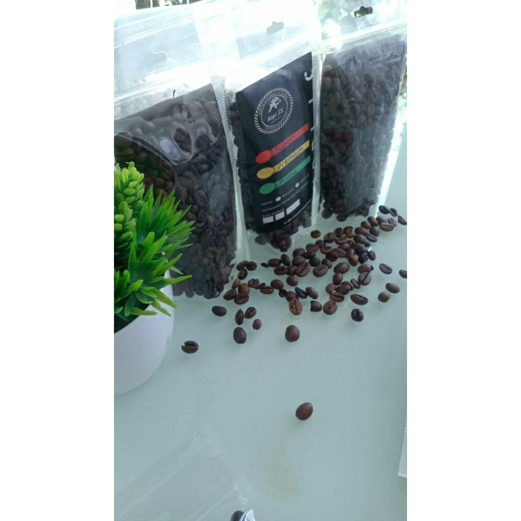 

BARU !! KOPI ROBUSTA DAMPIT SANGRAI OVEN / 1KG TERMURAH