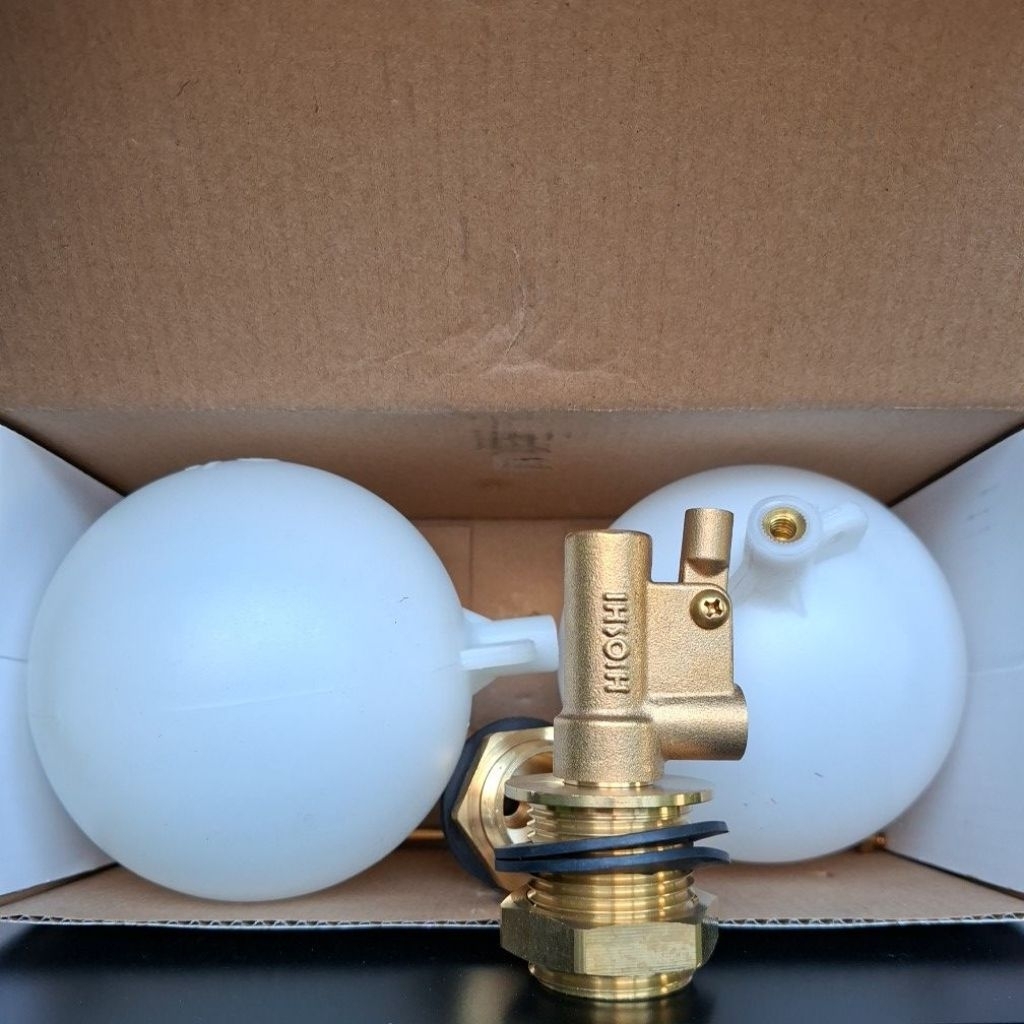 PELAMPUNG AIR BOLA KUNINGAN HIOSHI