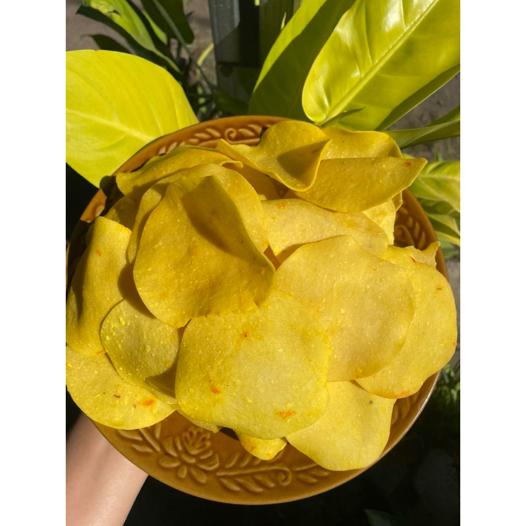 

Kerupuk Sari Kentang (Mentah) 500 gram Rasa Pedas Manis