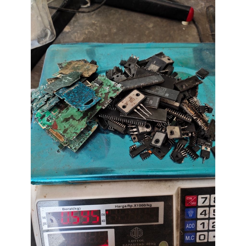 PCB bekas hp dan kaki seribu