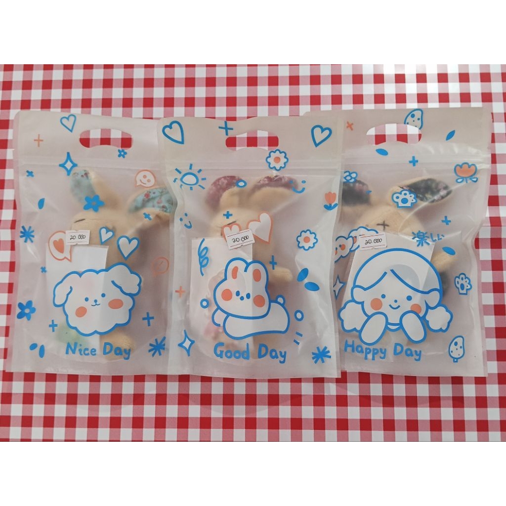 

Bingkisan hadiah versi zipperbag