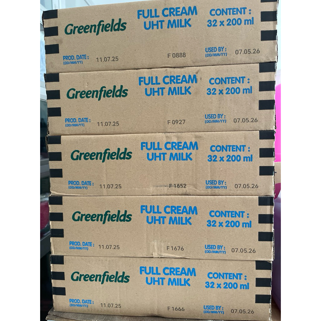 

Susu Greenfields UHT Full Cream dan Chocolate perdus/Karton 32 x 200ml (Bisa Kirim Instan )