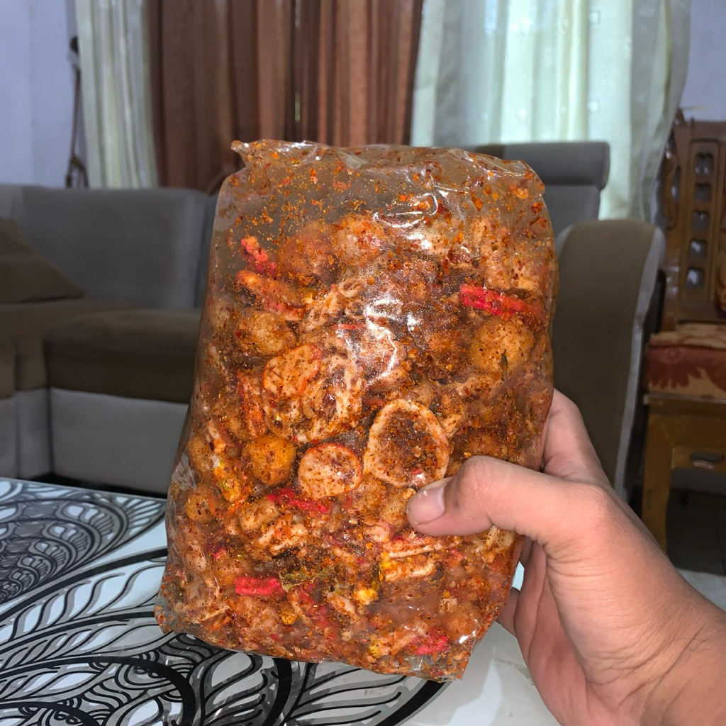 

Trending No 1. Seblak Kering Mix Pedas Daun Jeruk 500Gr