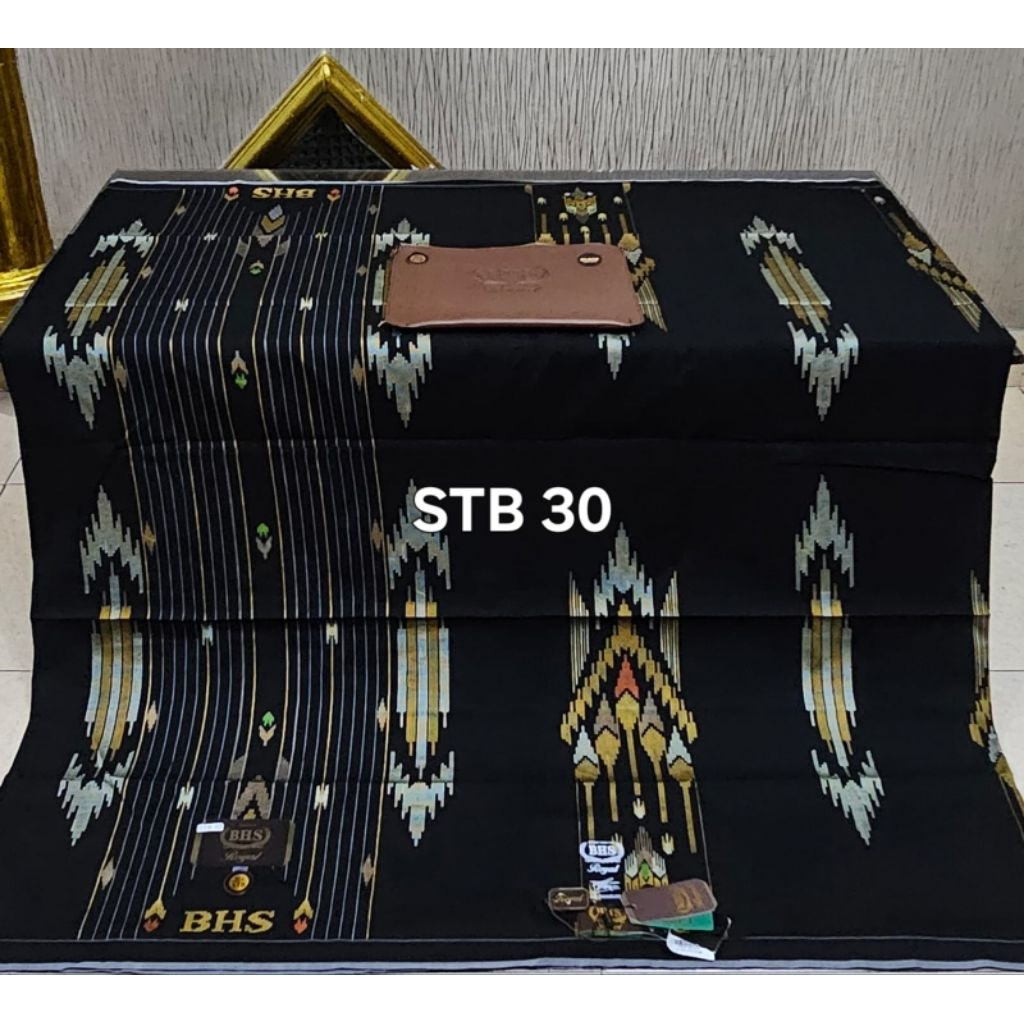 Sarung BHS Royal STB Gold Seri Hitam Premium Mercerized Full Songket Timbul Jahitan Tengah ATBM (Bis