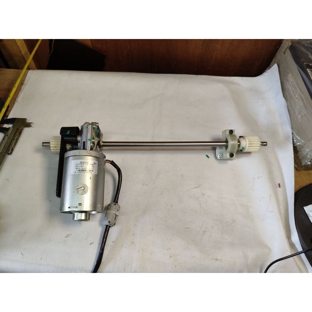 dinamo girbox 24V