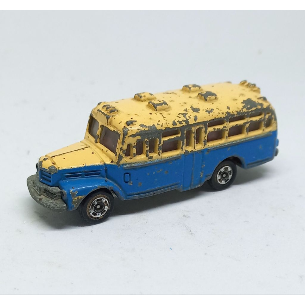 tomica isuzu bonnet bus no.6 made in japan loose diecast 1/110 (t)