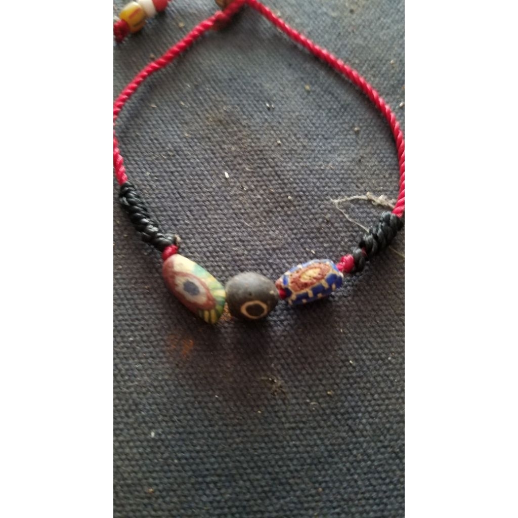 gelang manik lawas