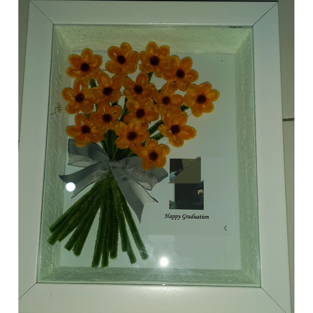 flower's In Frame - Graduation/wedding/enggangement/gift's