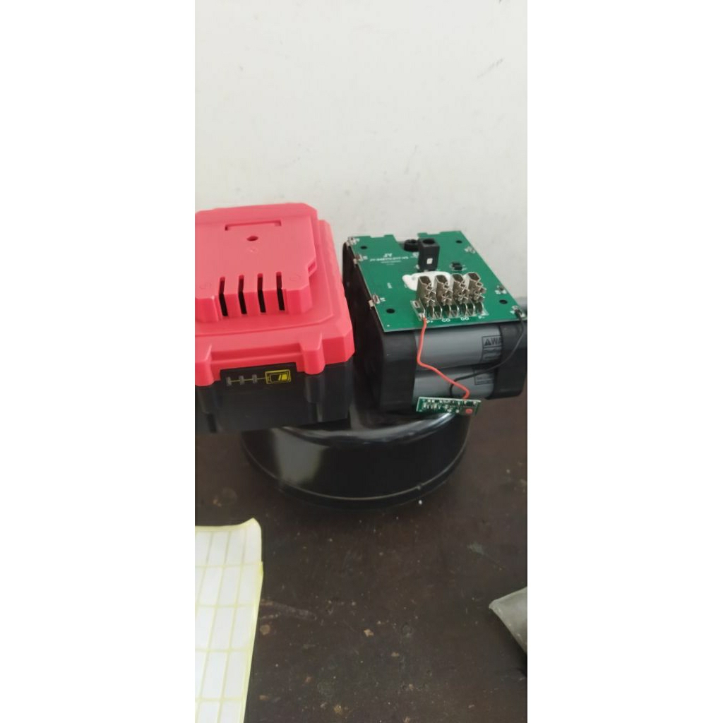 baterai impact dck Dongcheng 20v