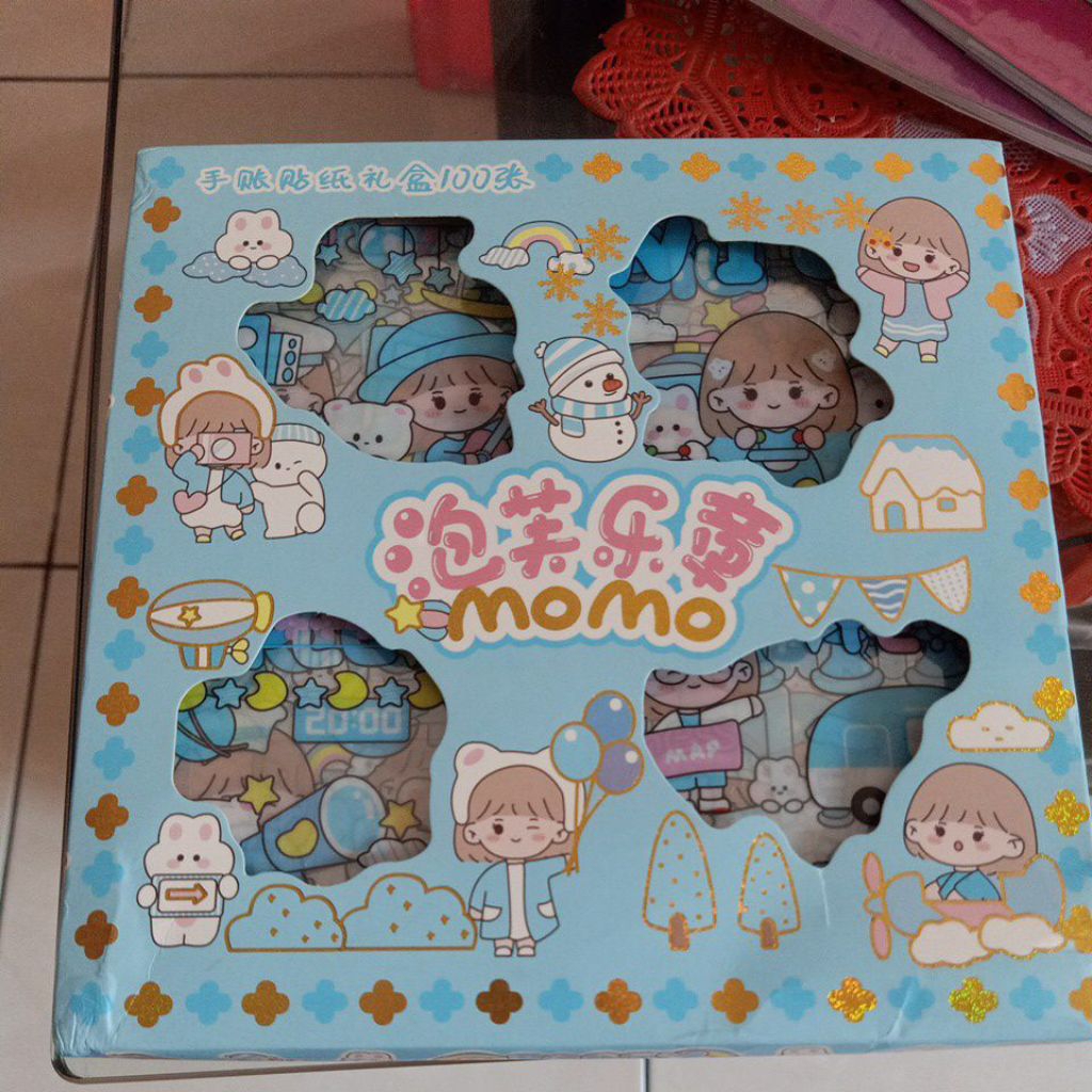 

stiker Momo 100 pcs