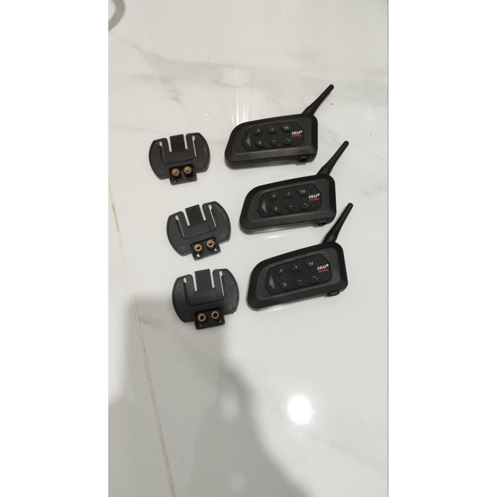 intercom helm ejeas v4 bekas jarang pakai