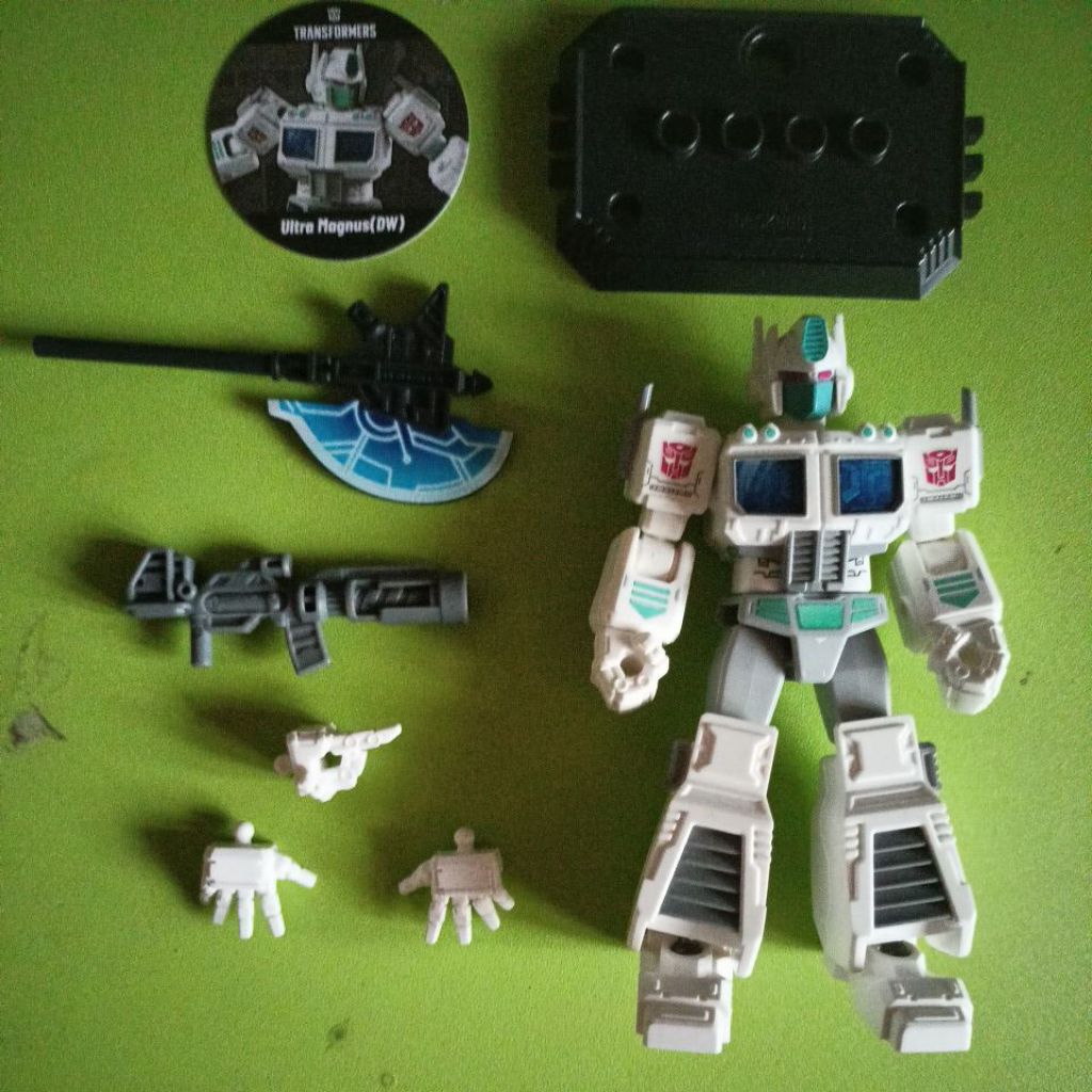 Robot.Blokees.UltraMagnus(DW)