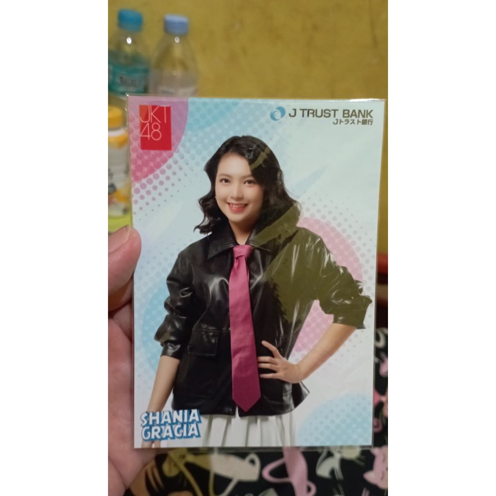 Photopack Gracia J-Trust Bank