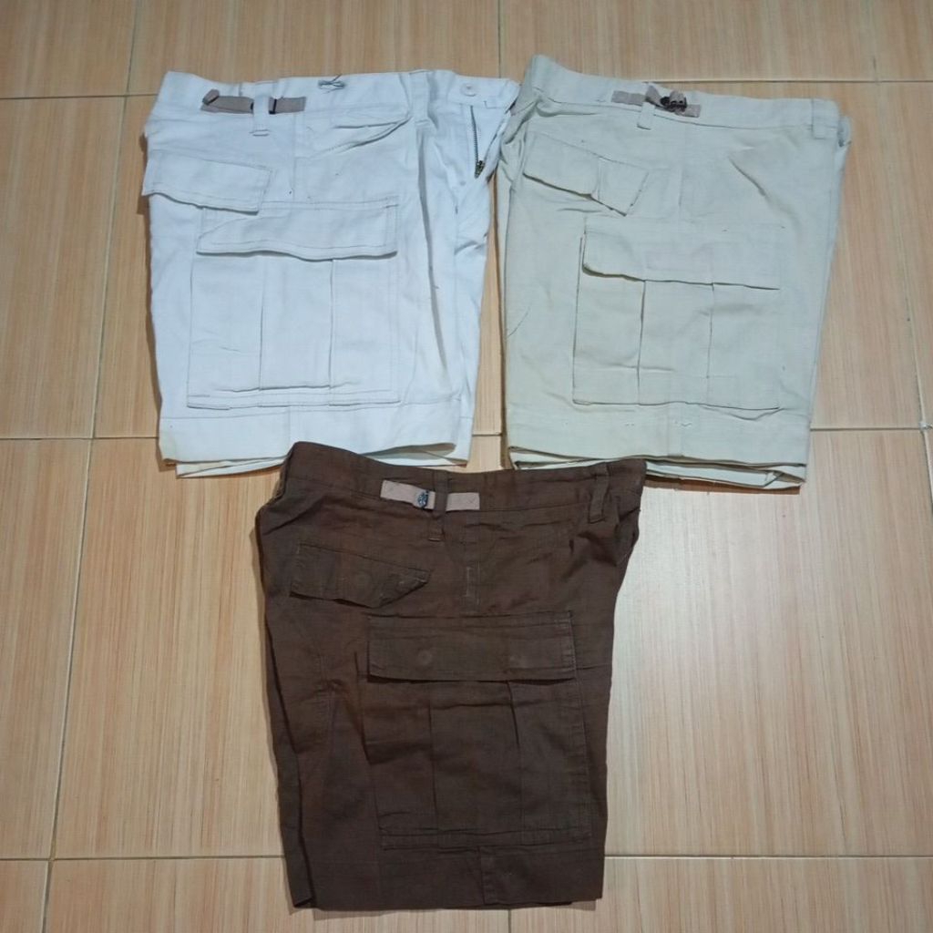 Celana Pendek Mini Alpina Original Stock Lama/Sontog Size 27 28