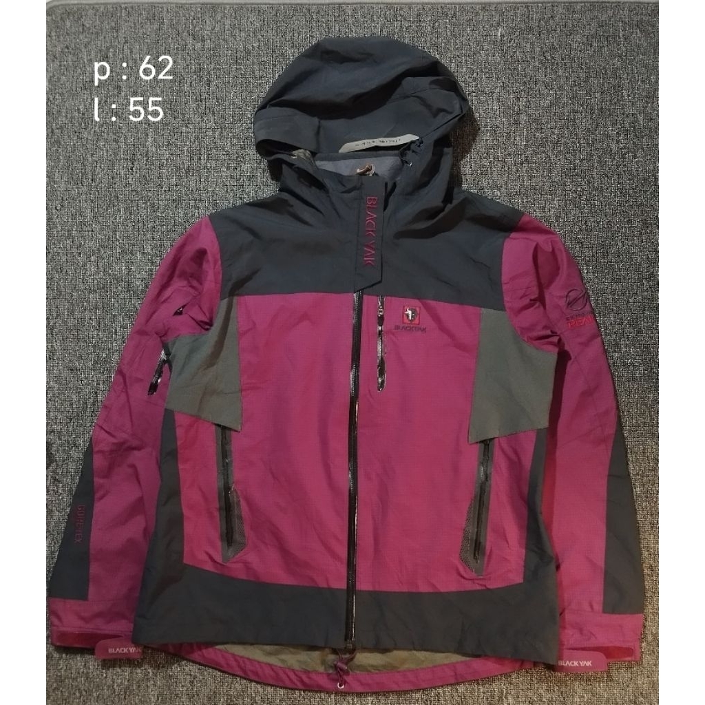 JAKET OUTDOOR BLACKYAK GORETEX