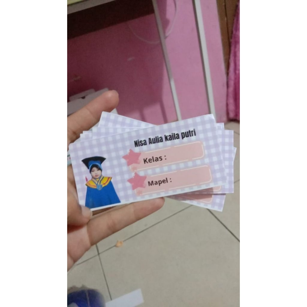 

STIKER Lebel nama sekolah, bisa request photo sendiri 10 pcs