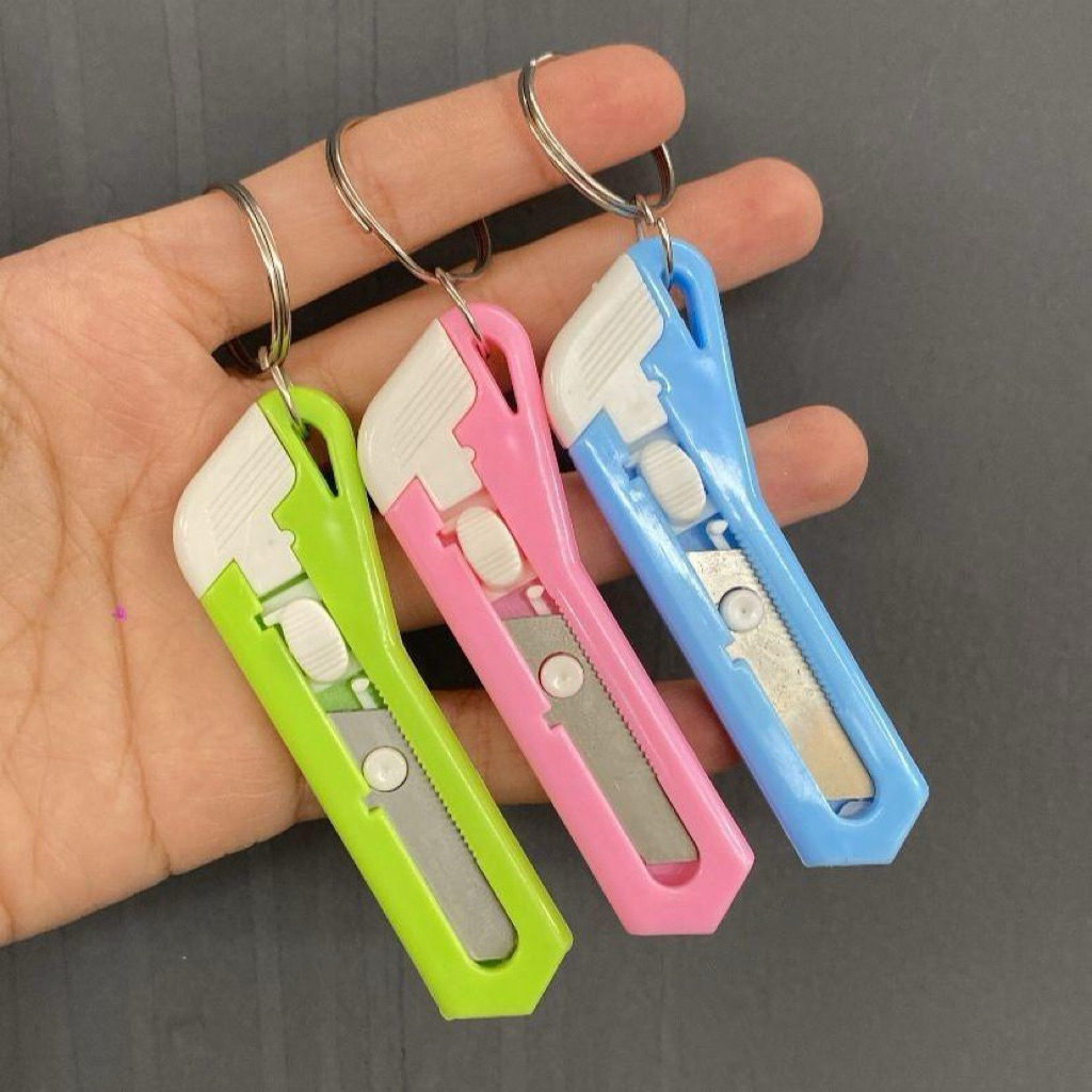 1 Buah Gantungan Kunci Cutter Mini Gantungan Kunci Pisau Cutter Kecil