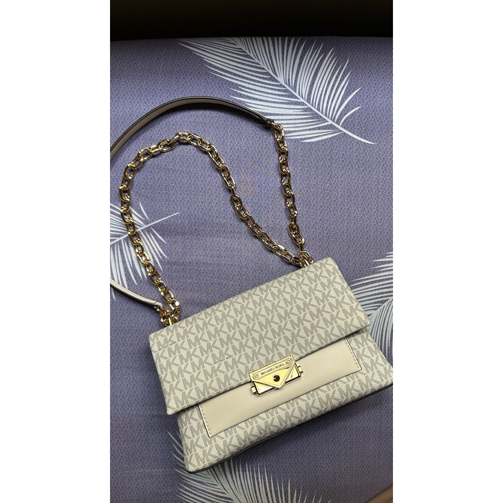 mk cece medium signature preloved