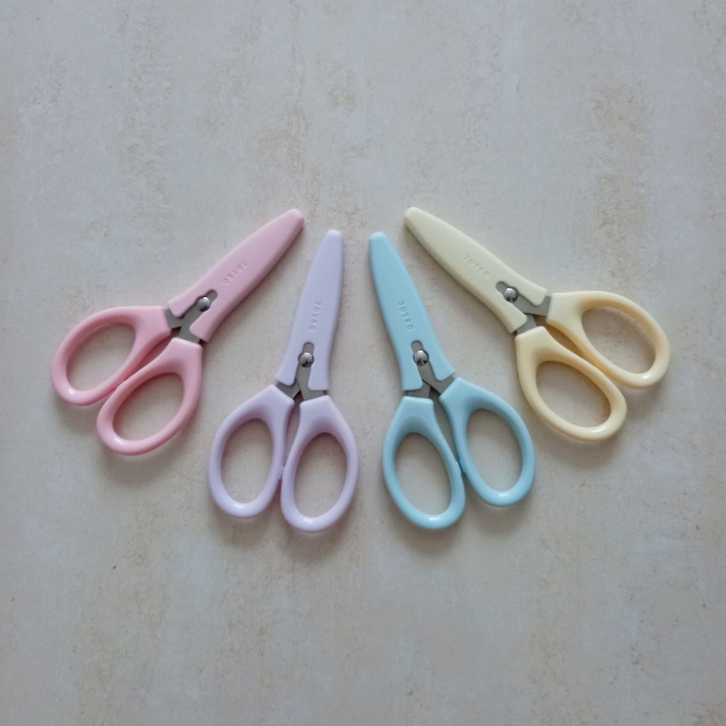 

[ BISA PILIH WARNA MURAH ] Gunting Kecil Aman Untuk Anak Joyko SC 39 ( Panjang 12 cm )