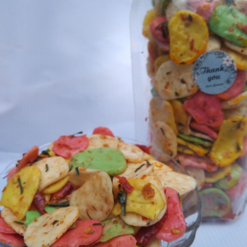 

1 kerupuk seblak bantet 100gr dan 250gr