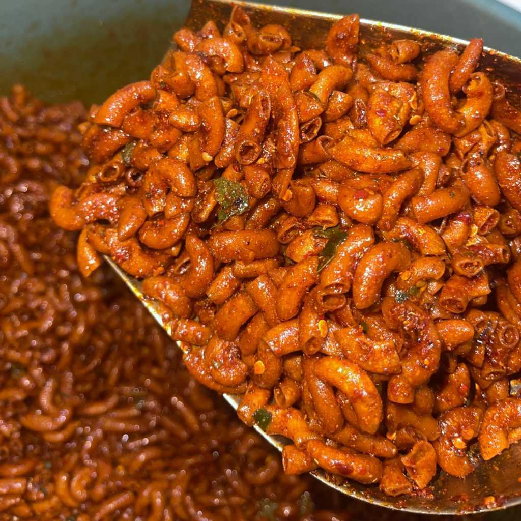 

Makaroni cikruh pedas daun jeruk tidak keras 500 gram