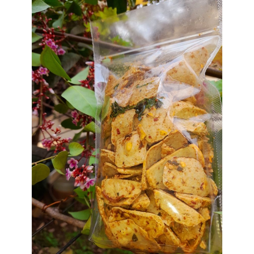 

Aneka Cemilan Viral Sebring Seblak Kering Kurnia Basreng 250gr Asin Pedas Daun Jeruk / Original