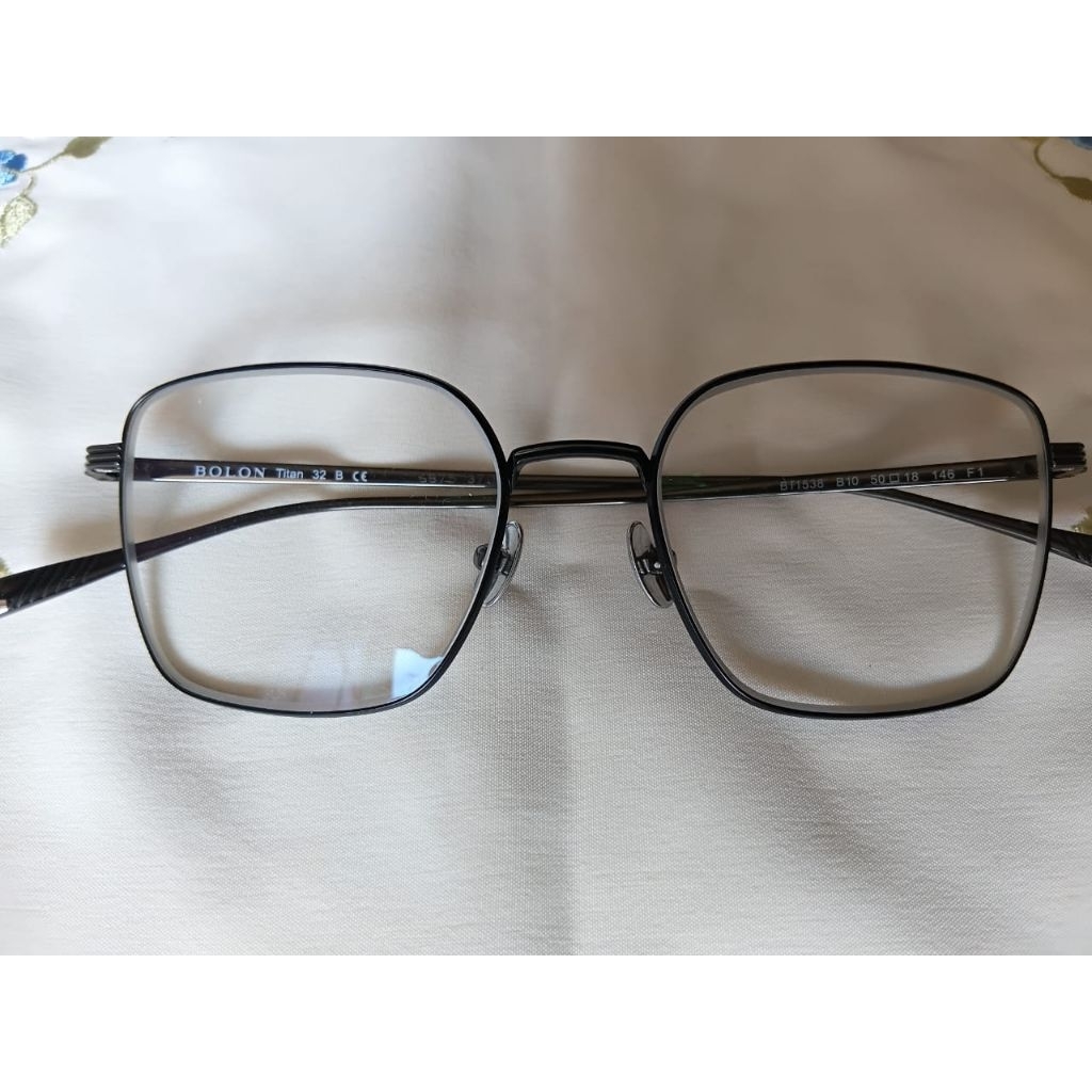 Kacamata Bolon Prelove