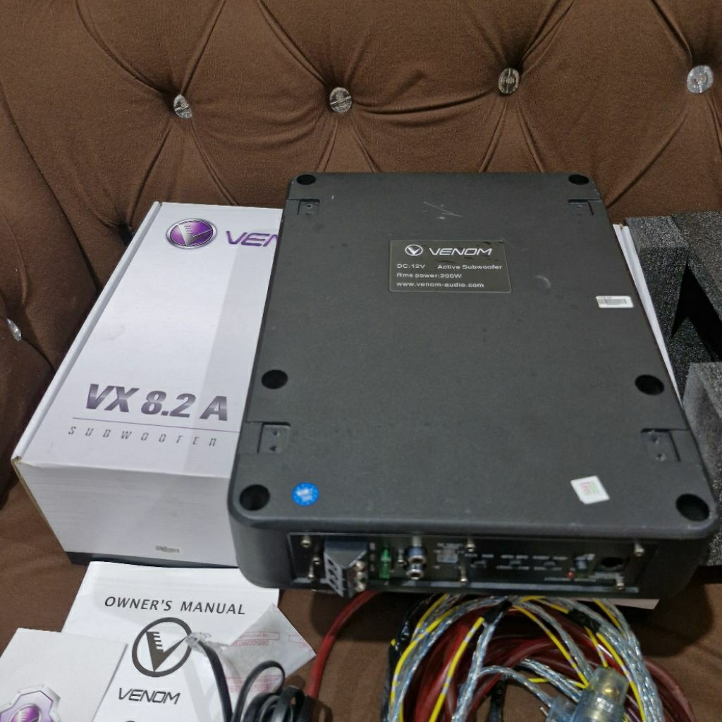 subwoofer aktif kolong venom 8 inchi bonus kabel2 second