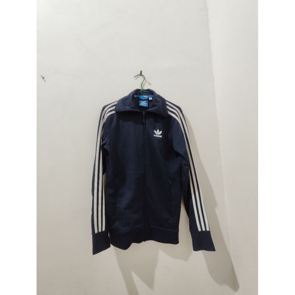 tracktop adidas europa darknavy