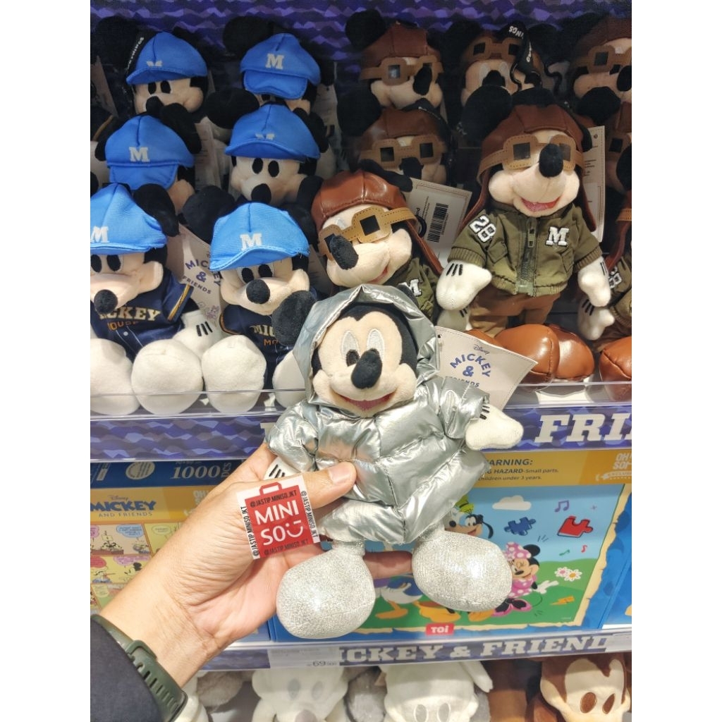 Oh Some Hiasan Tas / Gantungan Charm DISNEY MICKEY MOUSE in Real Life Collection (18cm) Down Jacket 