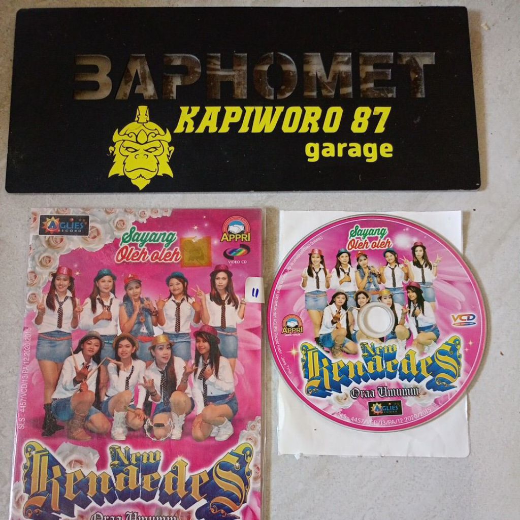 VCD,,,NEW KENDEDES,,,PUTUS YA PUTUS