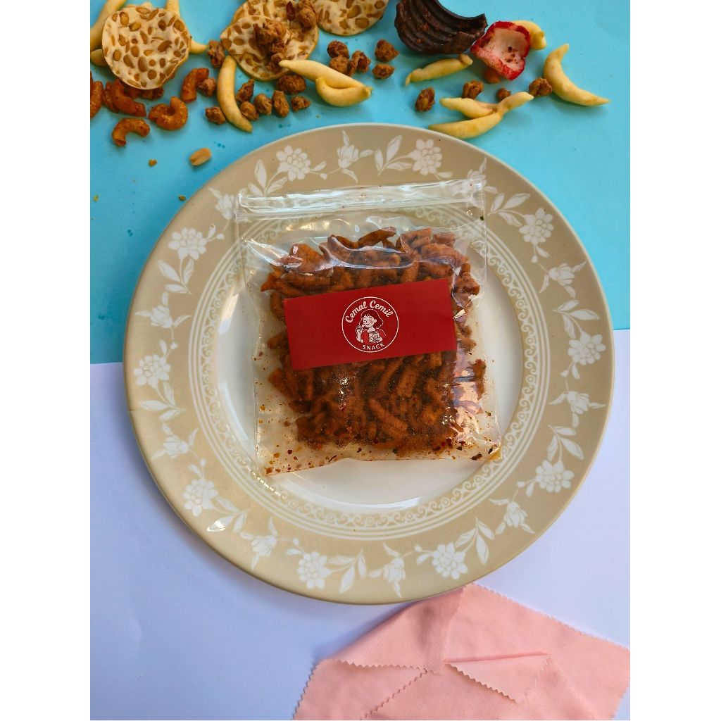 

Usus Krispy Daun Jeruk Pedas – Camilan Renyah Gurih Kekinian, Snack Viral Tanpa MSG