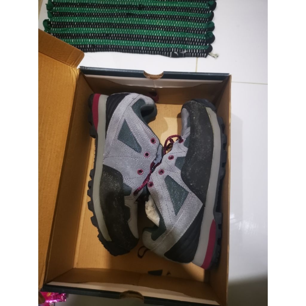 Eiger Mountaneering Shoes Natoas 1.0 Size 40