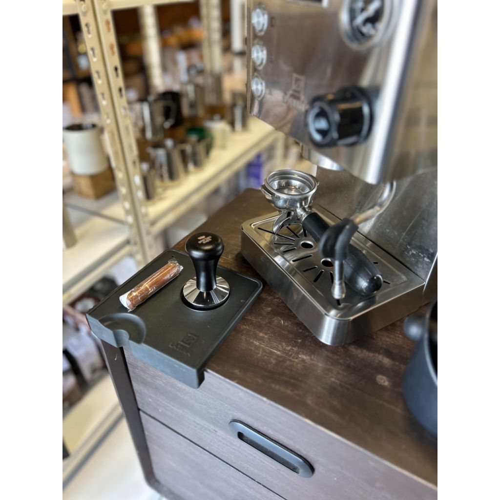 Latina ALTRO2 Mesin kopi Espresso 550ml Boiler Brew Temperature& Time control quich steam function -