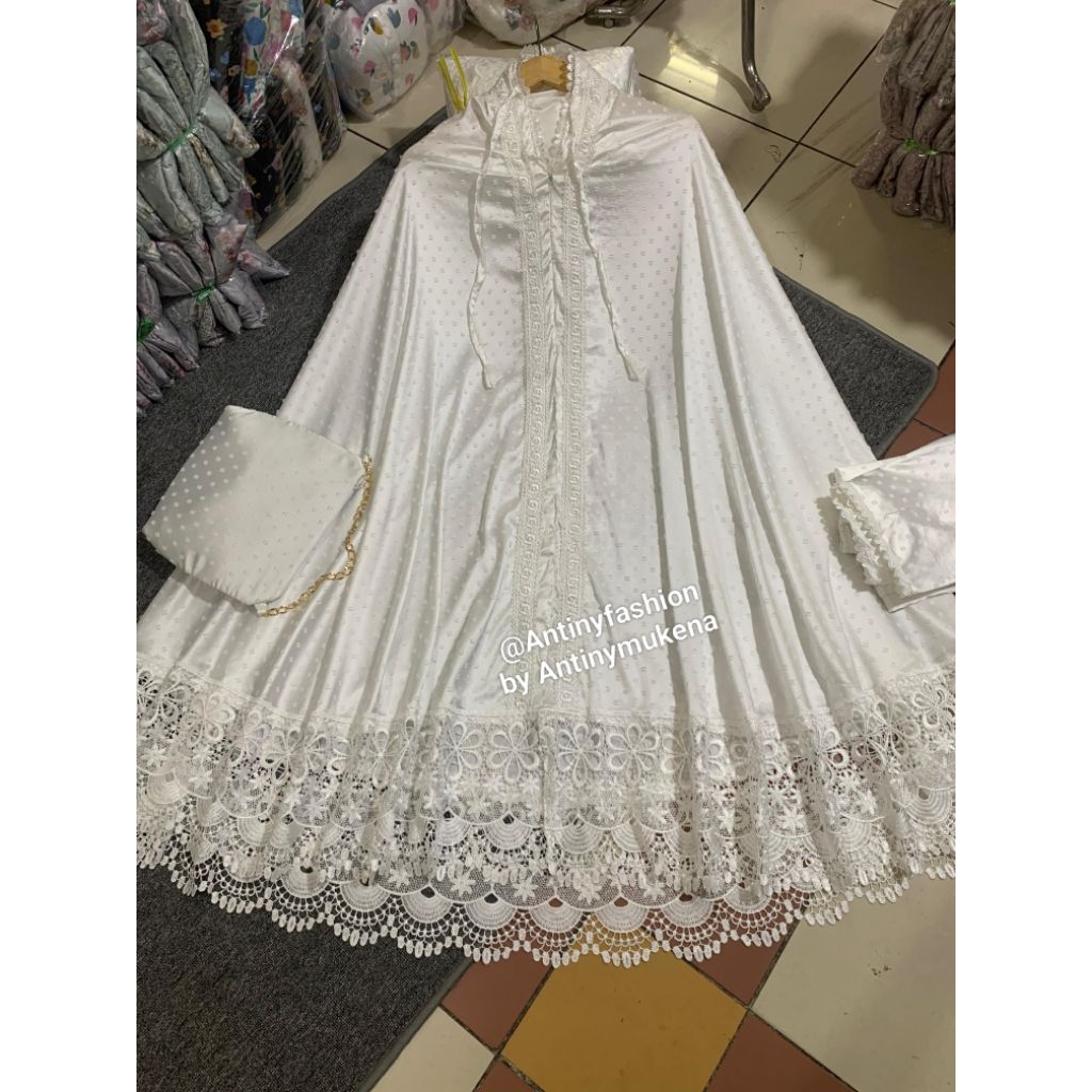 mukena sutra uragiri/ mukena sutra silk/ mukena sutra premium/ mukena cantik/ mukena dewasa/ mukena 