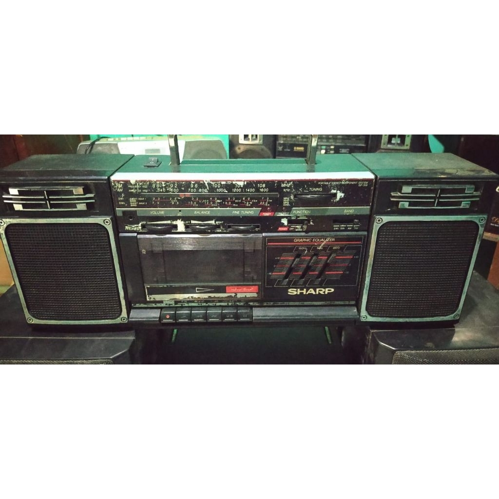 Boombox Sharp GF319