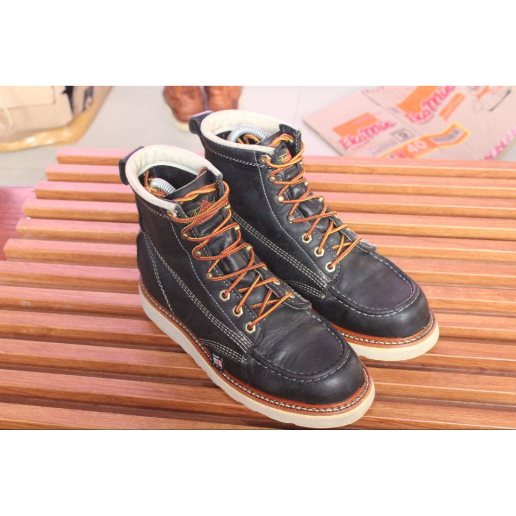 Sepatu boot mewah kelas berat " Thorogood madein USA" Upper kulit asli tebal , outsole kokoh berat  
