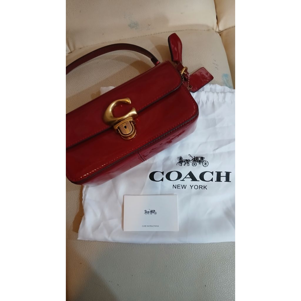 COACH ORIGINAL studio baguette bag patent leather in wine