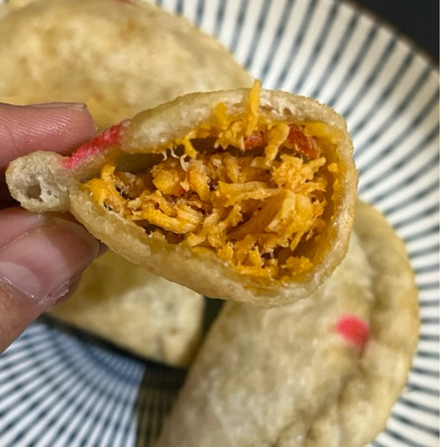 

CIRENG ISI AYAM SUWIR PEDAS & KEJU (5PCS)