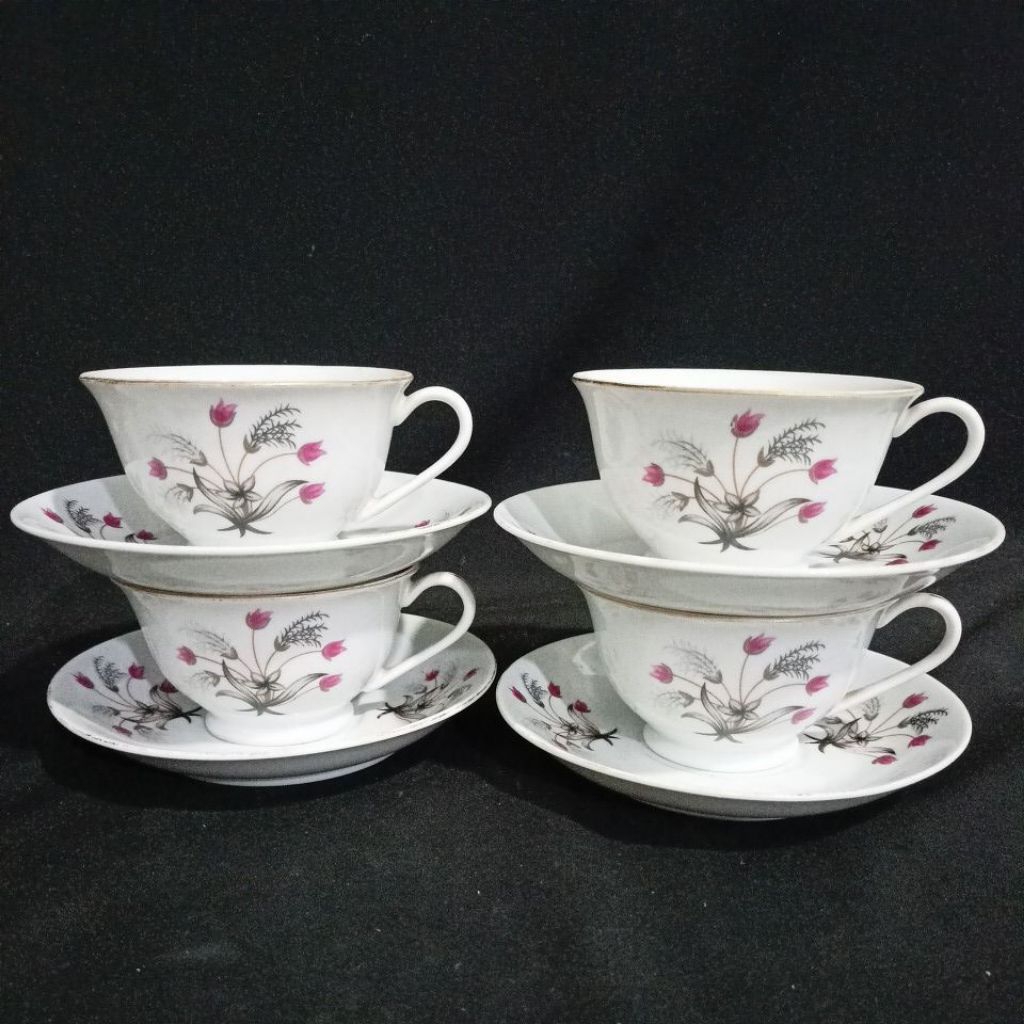 Cangkir teh lawas motif bunga padi (4)