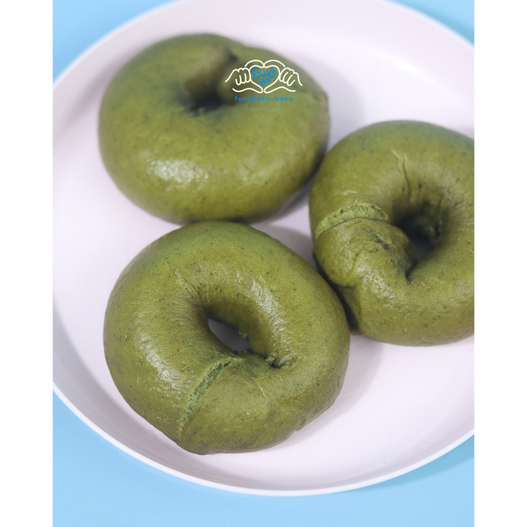 

Bagel Coklat & Matcha - Soft and Chewy Bagel