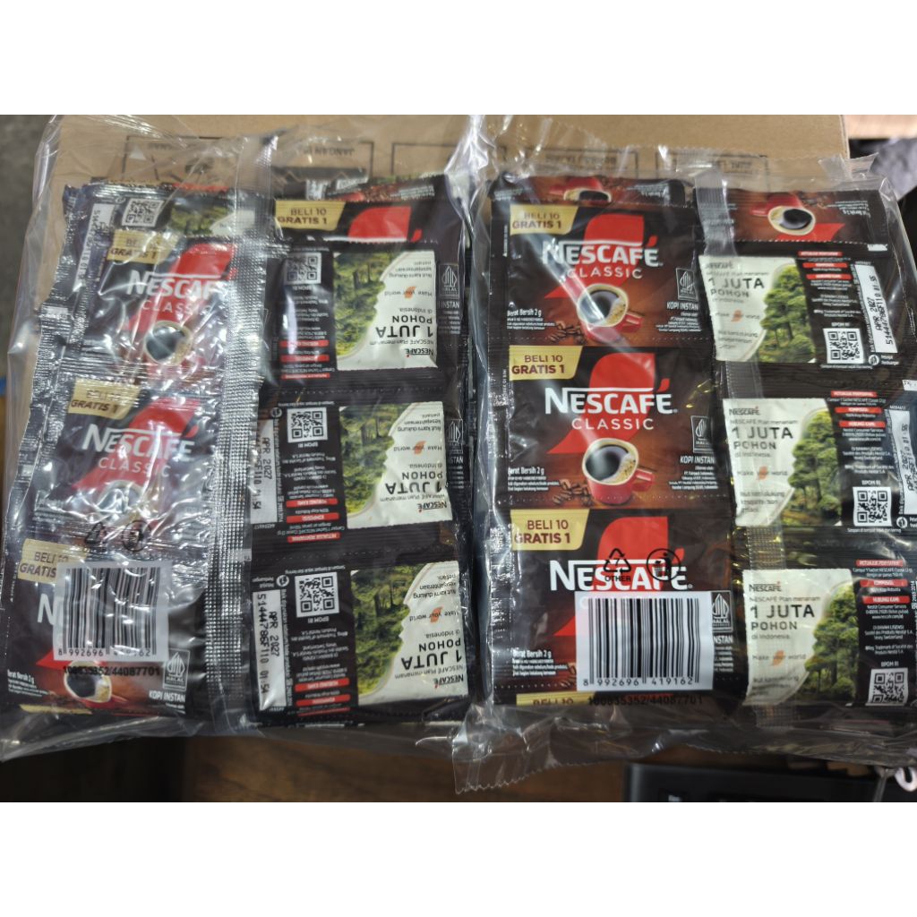 

Nescafe classic bonus@ 10((60+6) x2gr)=660 sachet/ 1 dus