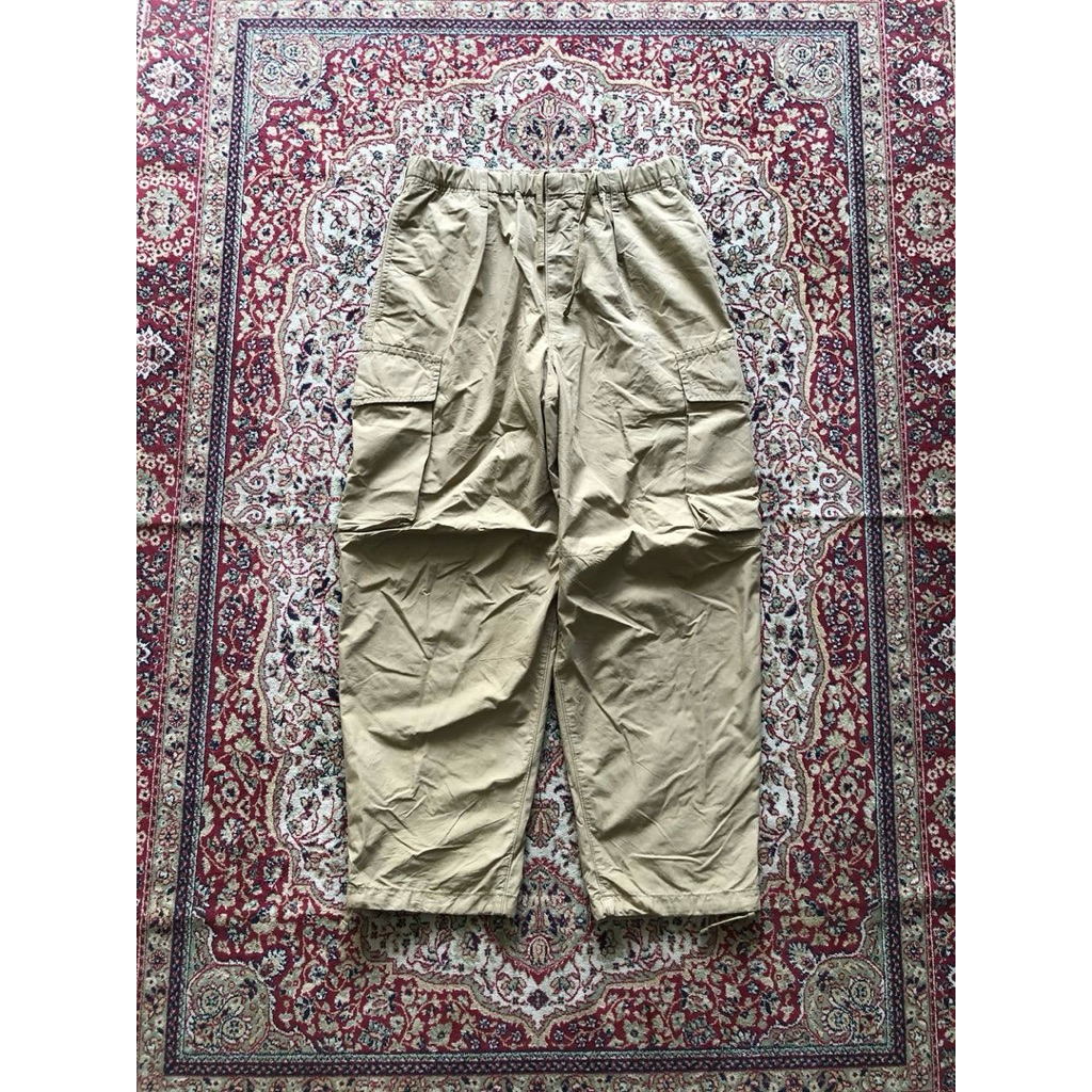 Celana Uniqlo U wide fit parachute cargo pants Casual uniqlo cargo outdoor pants G068
